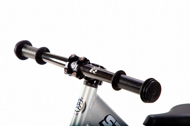 ST-R カーボンハンドルバー+グリップ セット【スポーツ/クラシック/プロ/ST-R/コラボモデル対応】 パーツ 6_000000000379_c1e3044b-8c7e-4541-a3c7-23ac48c67036