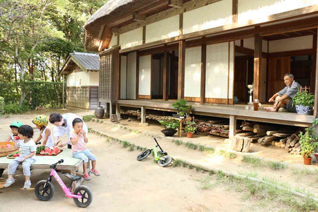 夏休みはストライダーをもってお出かけしよう！