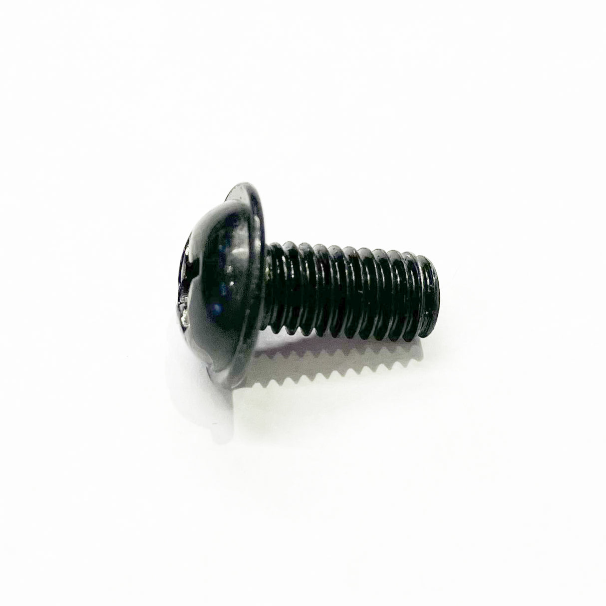 ストライダー14x スペアパーツ リアチェーンカバー固定用ネジ