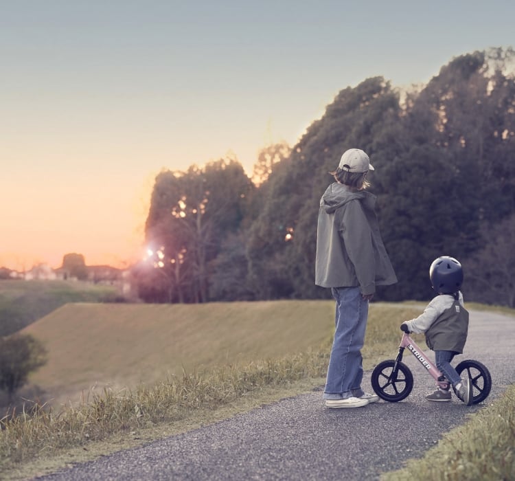 【送料込】ストライダー  ピンク  実店舗購入 Amazon.co.jp: ストライダー スポーツモデル (STRIDER Sport) 12